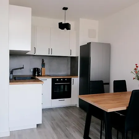 Tramwajowa 17b 아파트 *