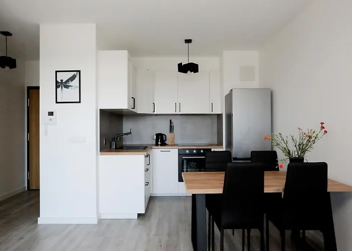 Tramwajowa 17b Лодзь