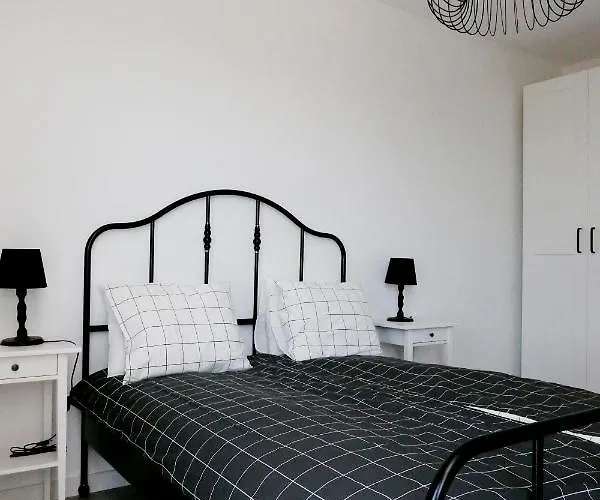 Апартаменти Tramwajowa 17b