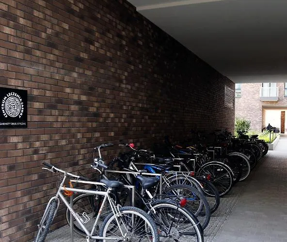 Tramwajowa 17b Лодзь