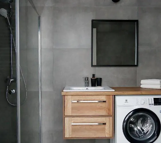 Tramwajowa 17b Апартаменти *